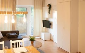 Ferienwohnung 100 M Zum Schoenberger Strand Mit Terrasse